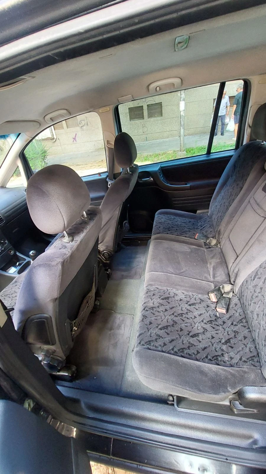 Opel Zafira, снимка 8 - Автомобили и джипове - 55189226