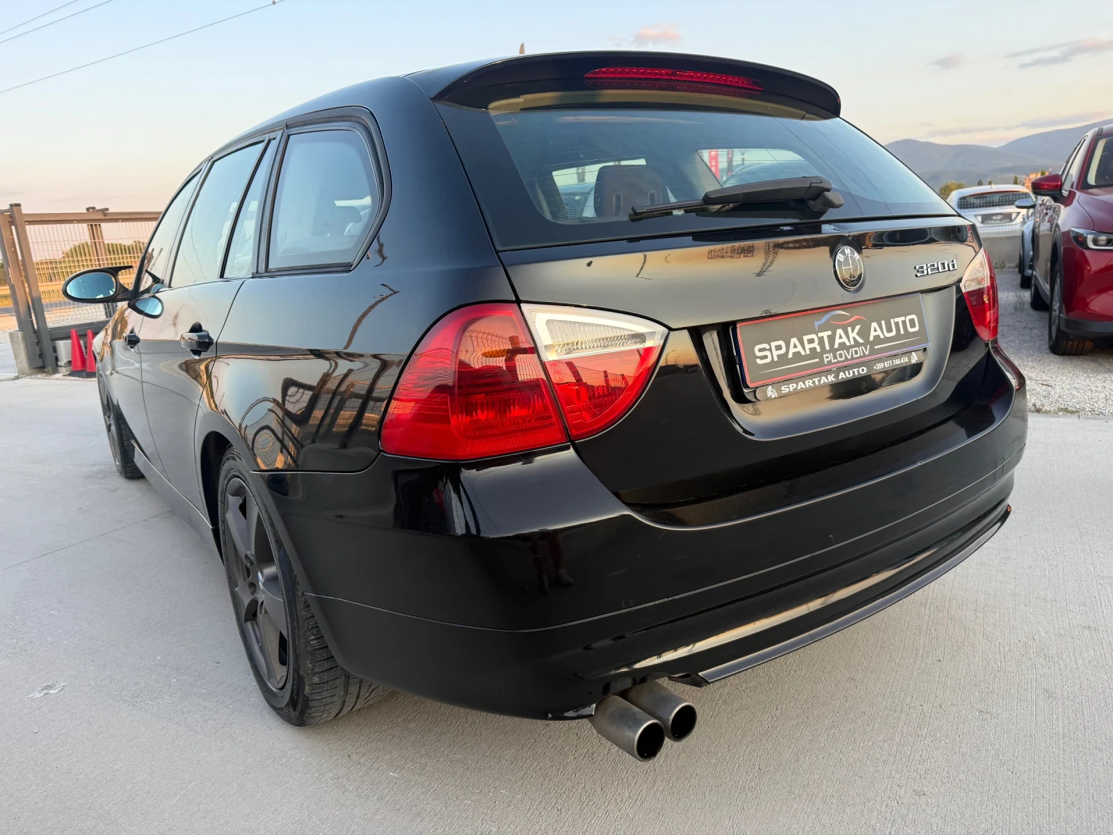 BMW 320 D* 2008г* АВТОМАТИК* 163к.с* КОЖА* , снимка 5 - Автомобили и джипове - 55212747