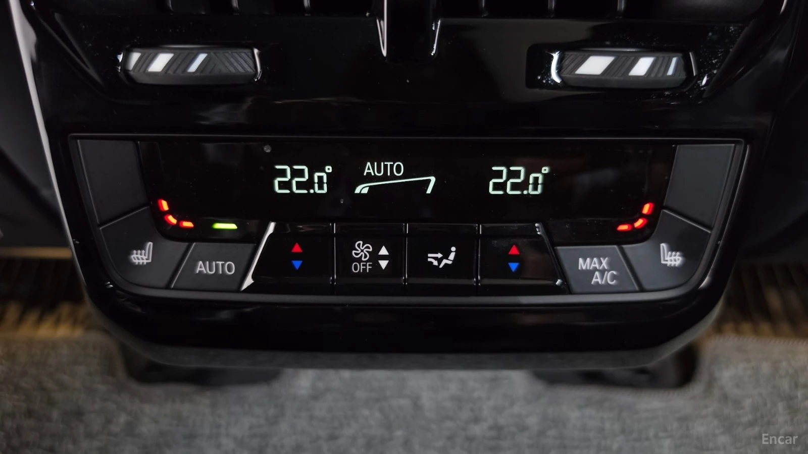 BMW iX xDRIVE40 FIRST EDITION| 326HP| PANO| HUD| 360| HK, снимка 15 - Автомобили и джипове - 56114233