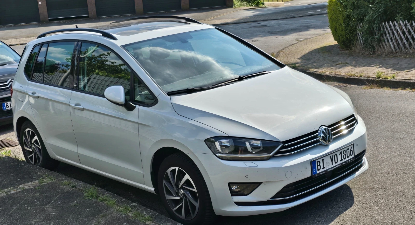 VW Golf Учебен 1.6 TDI, снимка 2 - Автомобили и джипове - 56114549