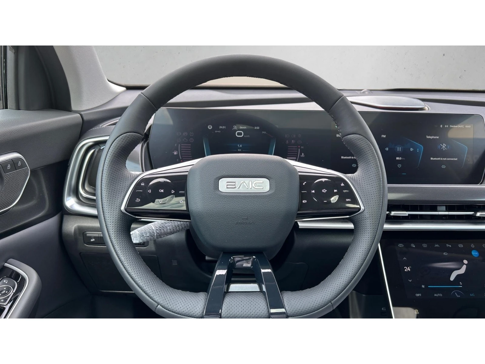 BAIC X75 Месечна вноска от 383  , снимка 13 - Автомобили и джипове - 56114703