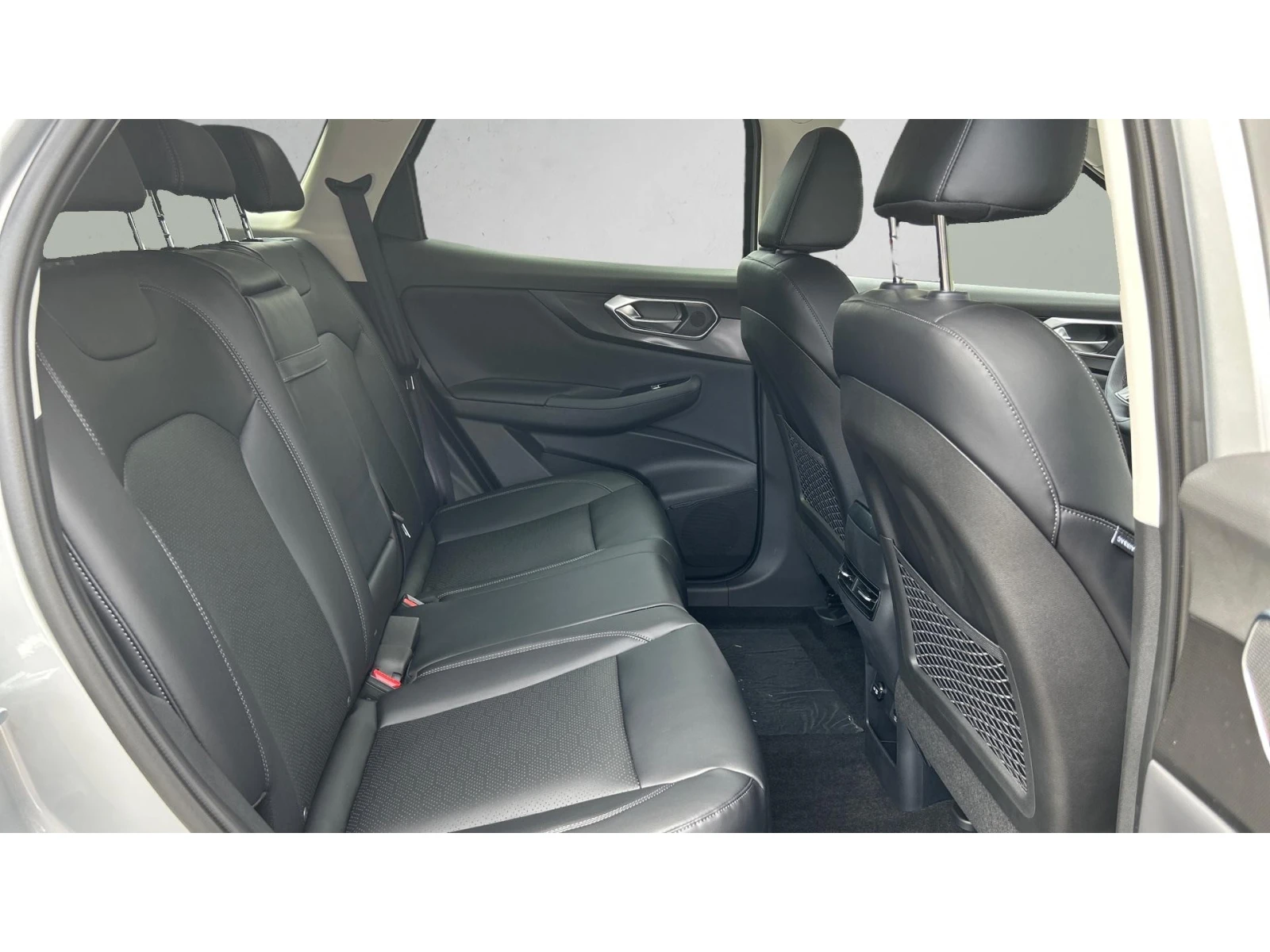 BAIC X75 Месечна вноска от 383  , снимка 7 - Автомобили и джипове - 56114703