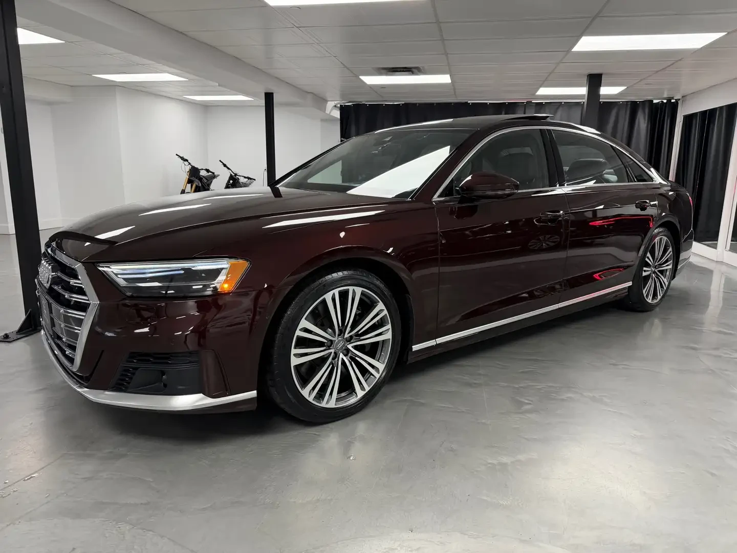 Audi A8 Long/60/SOFT/MATRIX/B&O/ВЪЗДУХ/ОБДУХ/ПАНОРАМА/