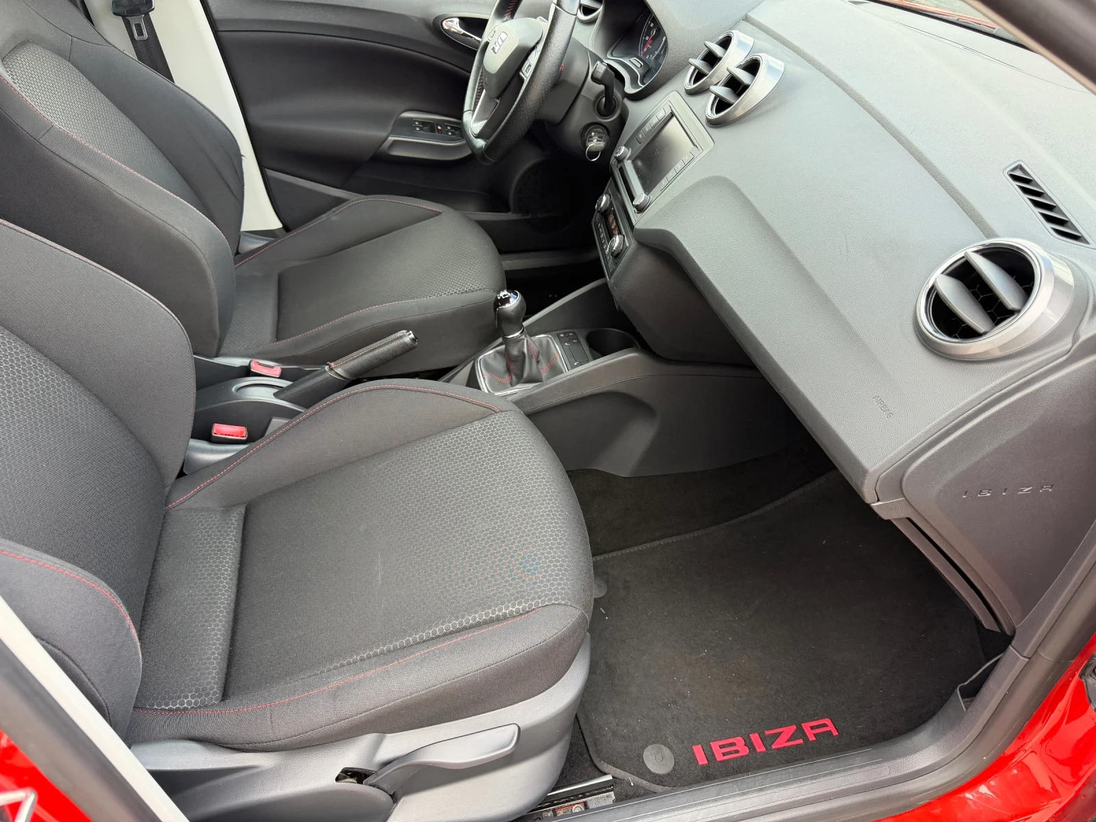 Seat Ibiza FR, Euro6, снимка 7 - Автомобили и джипове - 56235009