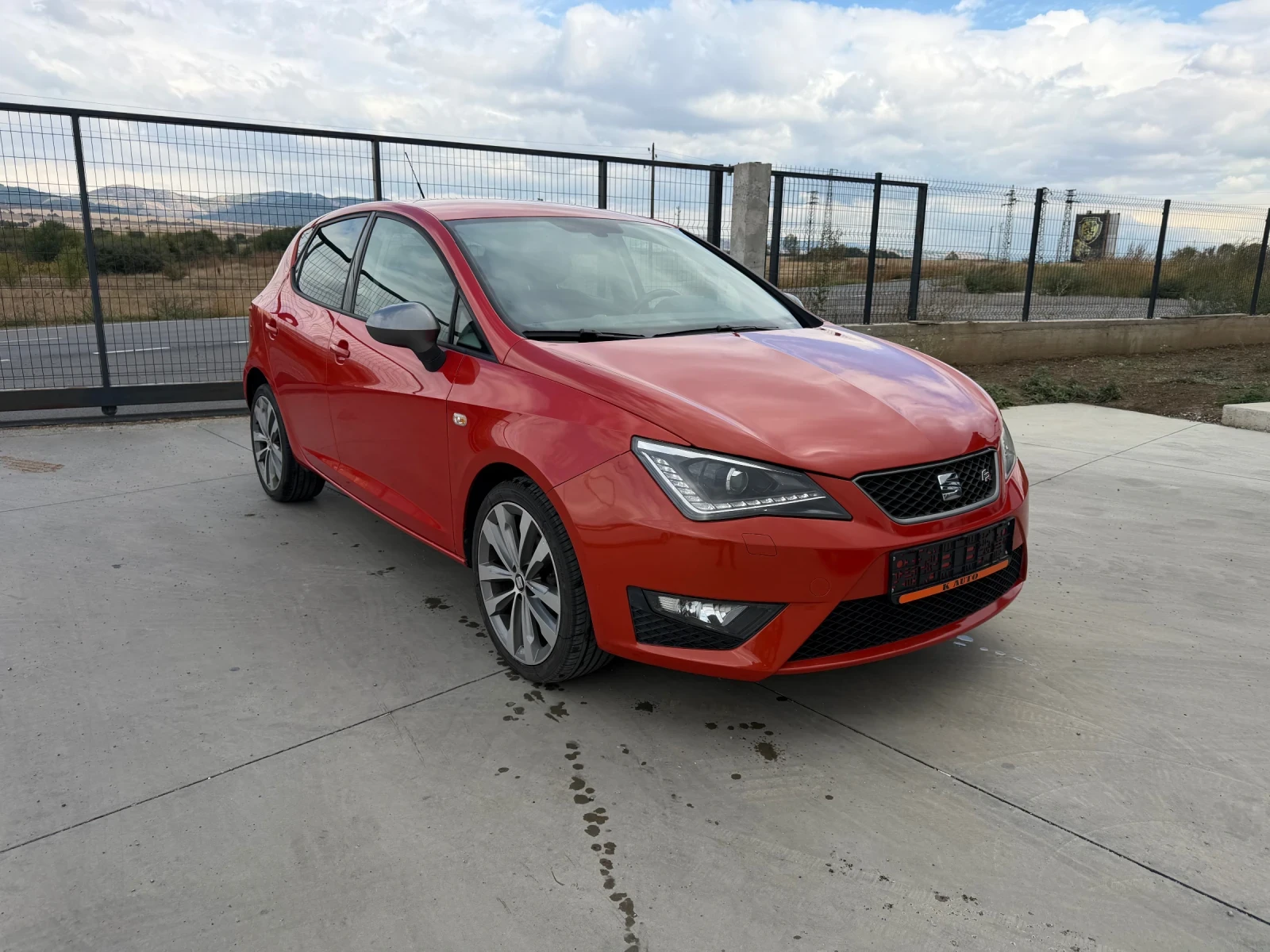 Seat Ibiza FR, Euro6, снимка 2 - Автомобили и джипове - 56235009