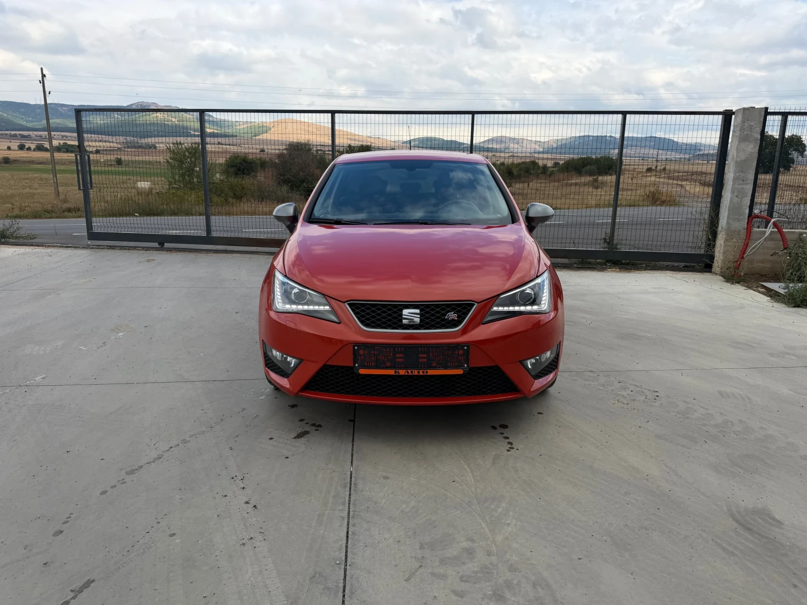 Seat Ibiza FR, Euro6, снимка 3 - Автомобили и джипове - 56235009