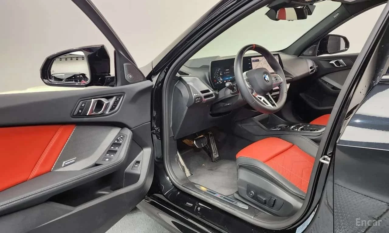 BMW 1M M135 xDrive, снимка 10 - Автомобили и джипове - 56238175