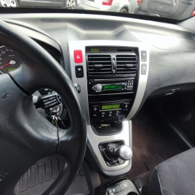 Hyundai Tucson 2.0* CRDI* 4Х4* 118 хкм* KLIMATRONIK* AVTOPILOT* , снимка 12