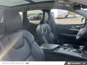 Volvo XC60 T6* MOMENTUM* ДИГИТАЛНО* ТАБЛО* КАМЕРА* МАСАЖ* ДИС, снимка 12