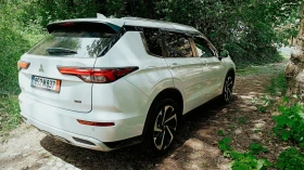 Mitsubishi Outlander 2.5i 4х4 s-Awd Premium LED | Auto.bg — изображение 3