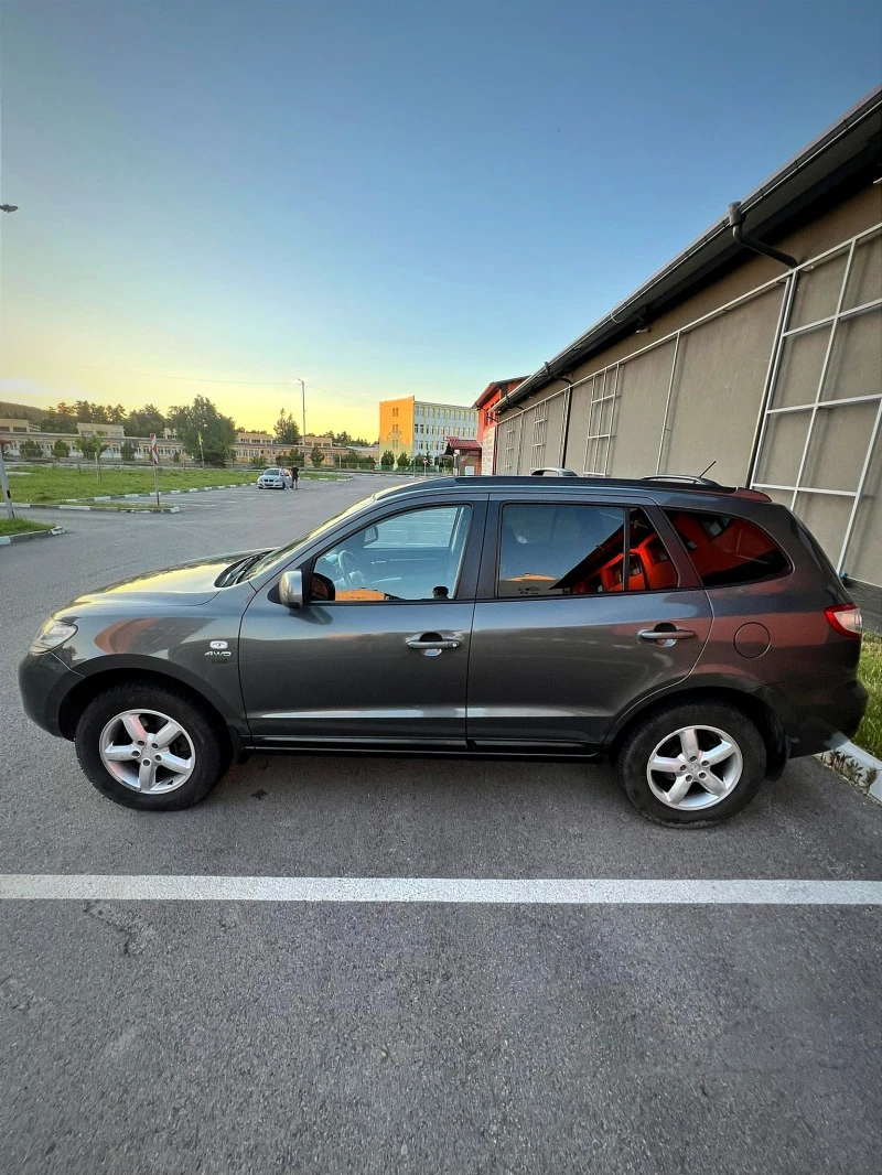 Hyundai Santa fe 2.2 CRDi, 4WD, SWISS Limited Edition, снимка 8 - Автомобили и джипове - 47176552