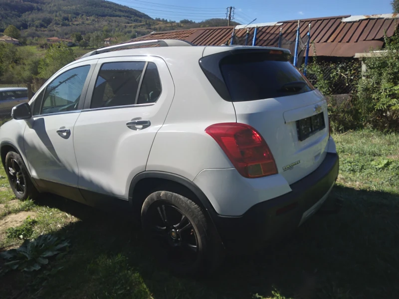 Chevrolet Trax, снимка 8 - Автомобили и джипове - 47676939