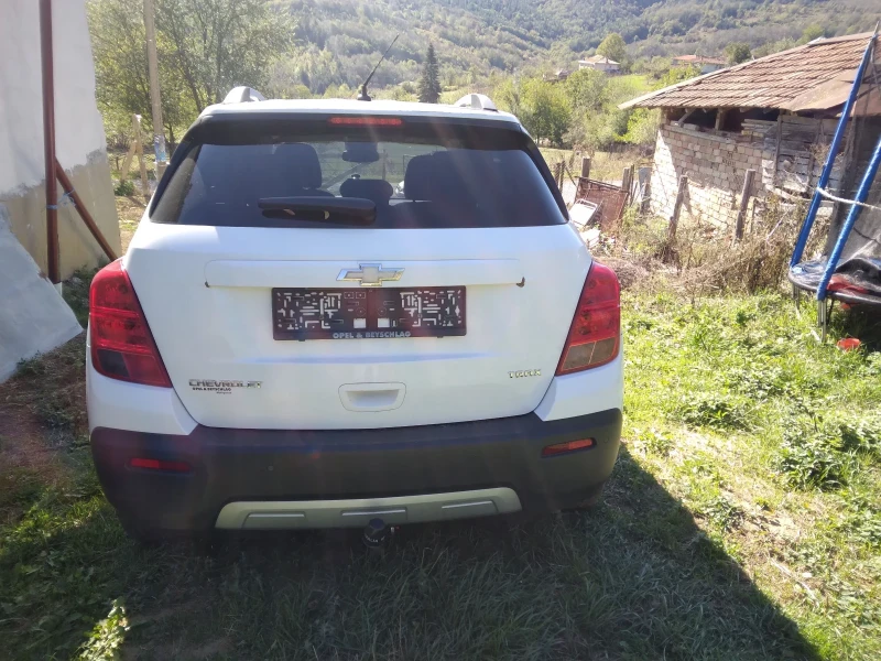 Chevrolet Trax, снимка 10 - Автомобили и джипове - 47676939