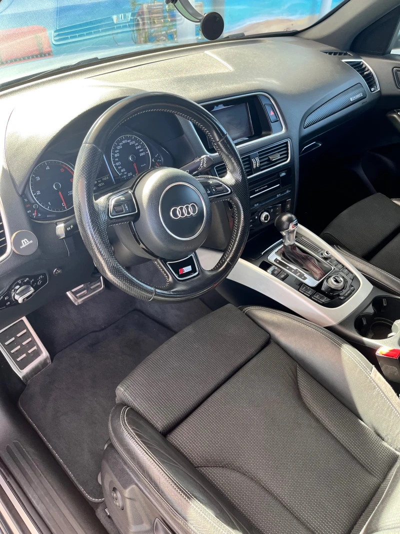 Audi Q5 S-line, снимка 9 - Автомобили и джипове - 52405039