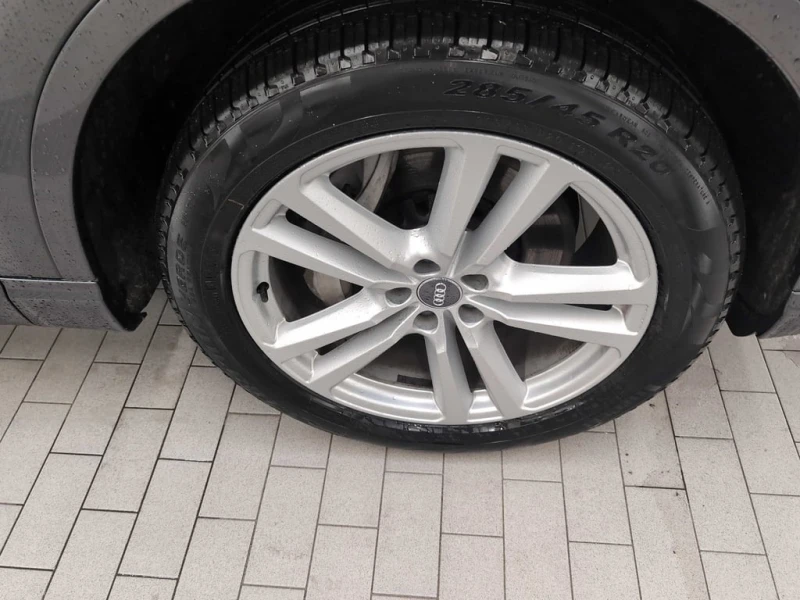 Audi Q7 Technik  CARFAX, снимка 7 - Автомобили и джипове - 52471864