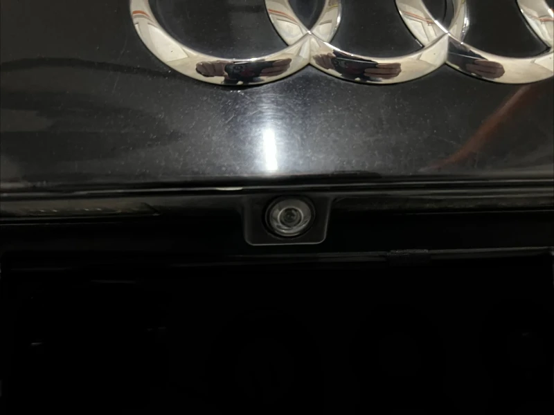 Audi Q7, снимка 7 - Автомобили и джипове - 52923793