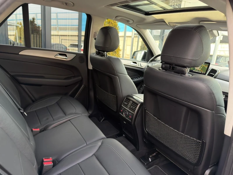 Mercedes-Benz GLE 250 4MATIC 9G Distronic 360 CarPlay Navi LaneAssist, снимка 16 - Автомобили и джипове - 53597453