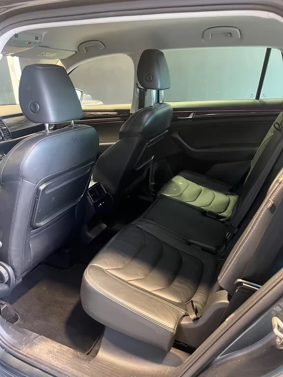 Skoda Kodiaq 2.0tdi DSG 150ps 7 места STYLE DK, снимка 9 - Автомобили и джипове - 54898279