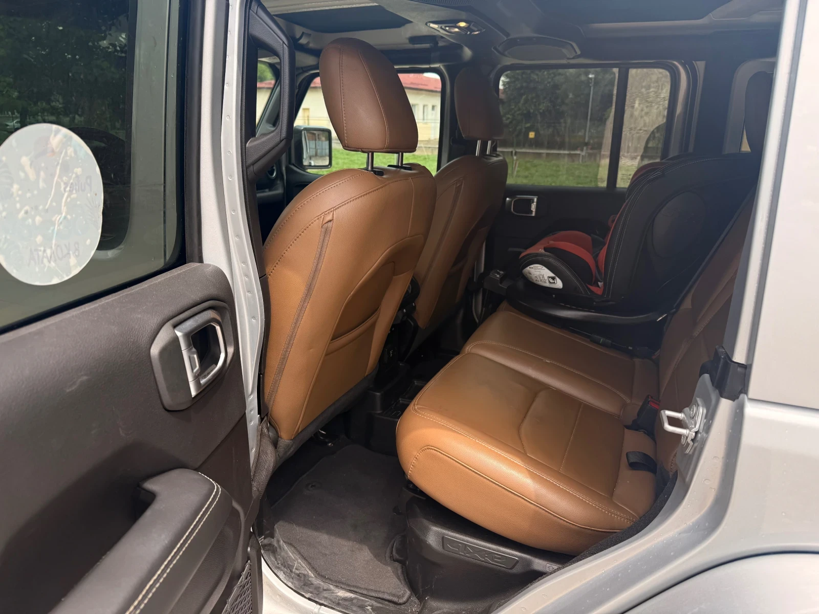 Jeep Wrangler SAHARA , 4xe Plug in hibrid | Mobile.bg � ����������� 14