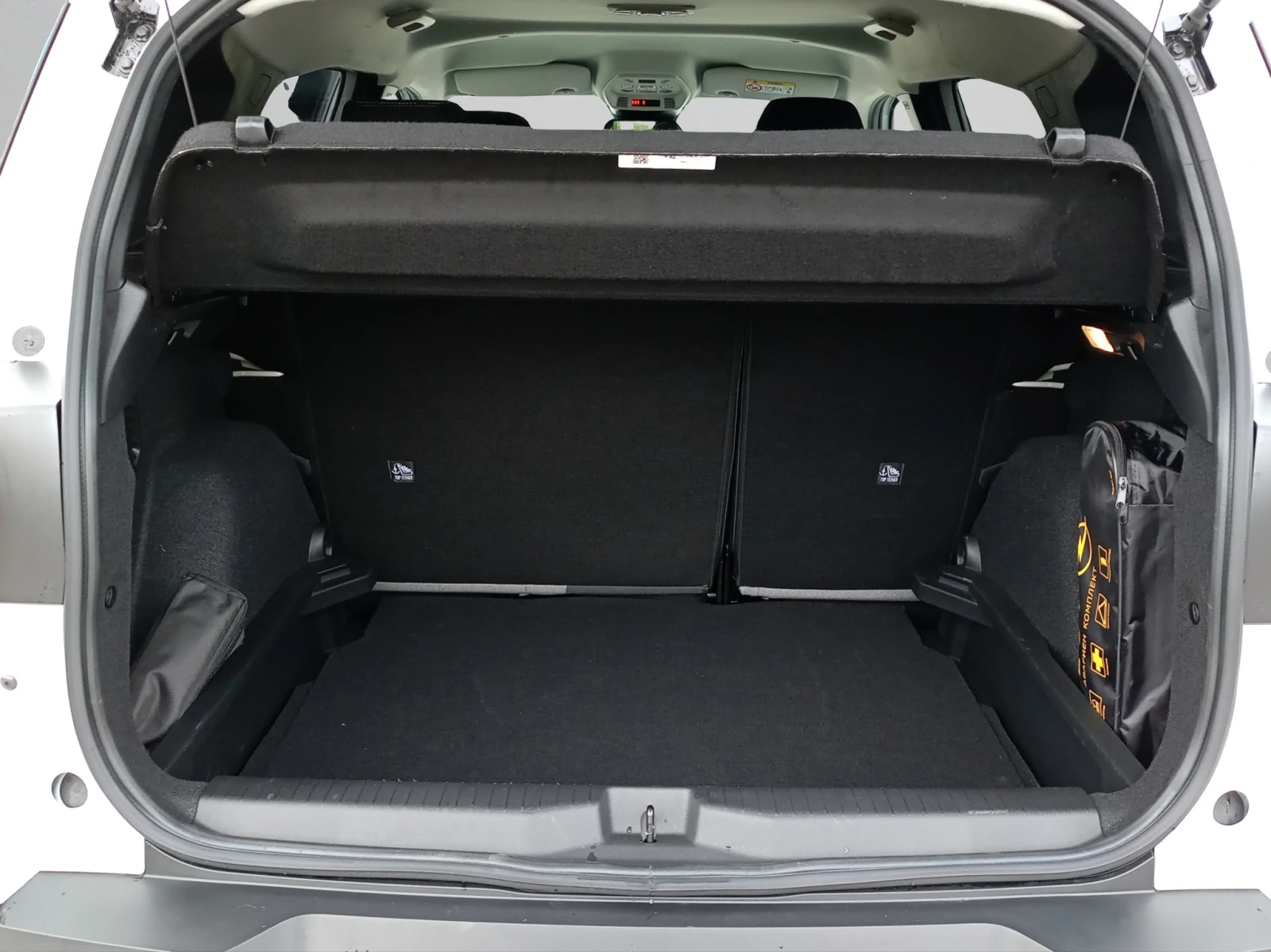 Opel Frontera GS 48V Hybrid 81kW/110Hp MY25 - изображение 9