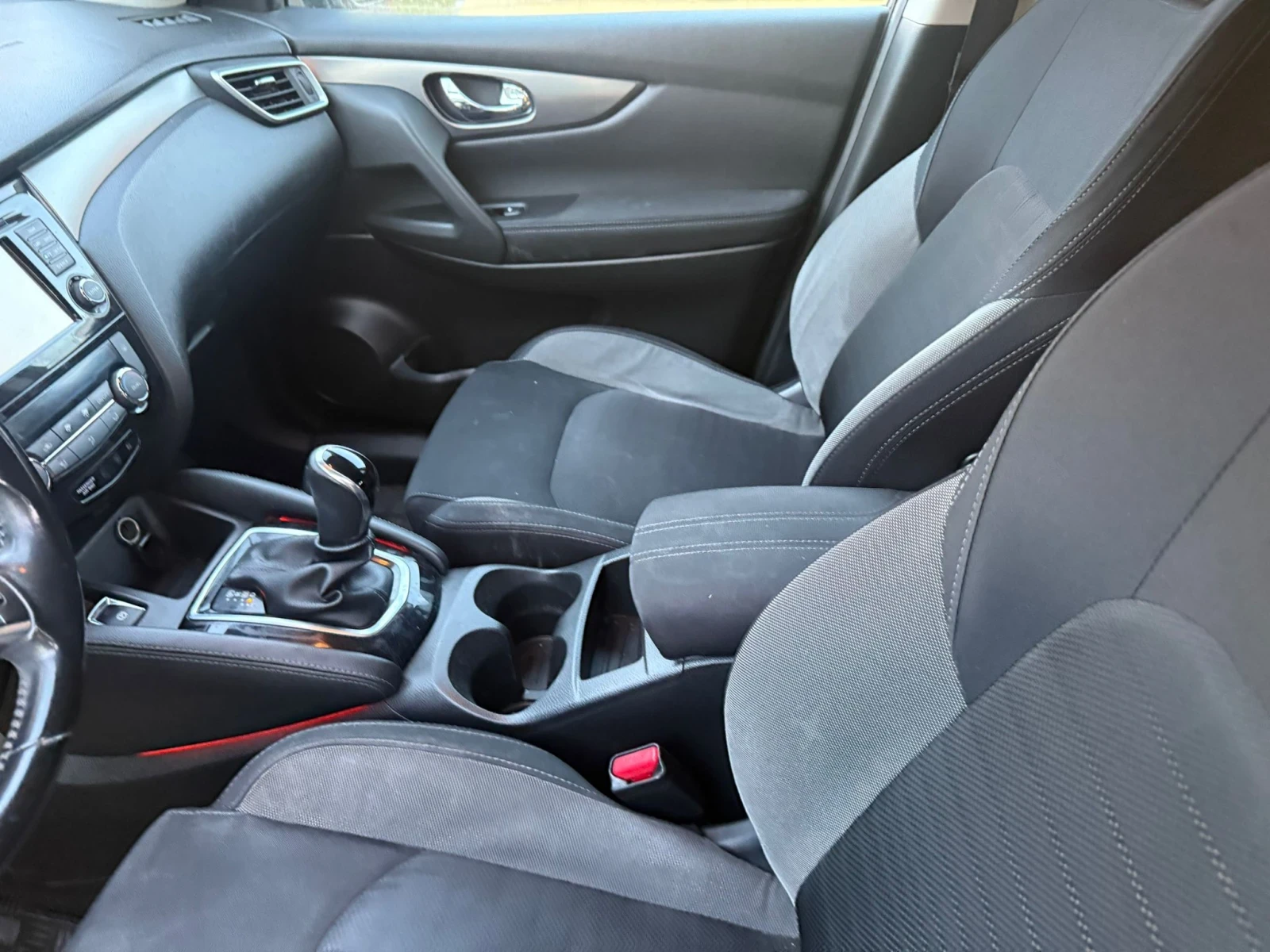 Nissan Qashqai 1.6 dci Avtomat - изображение 8