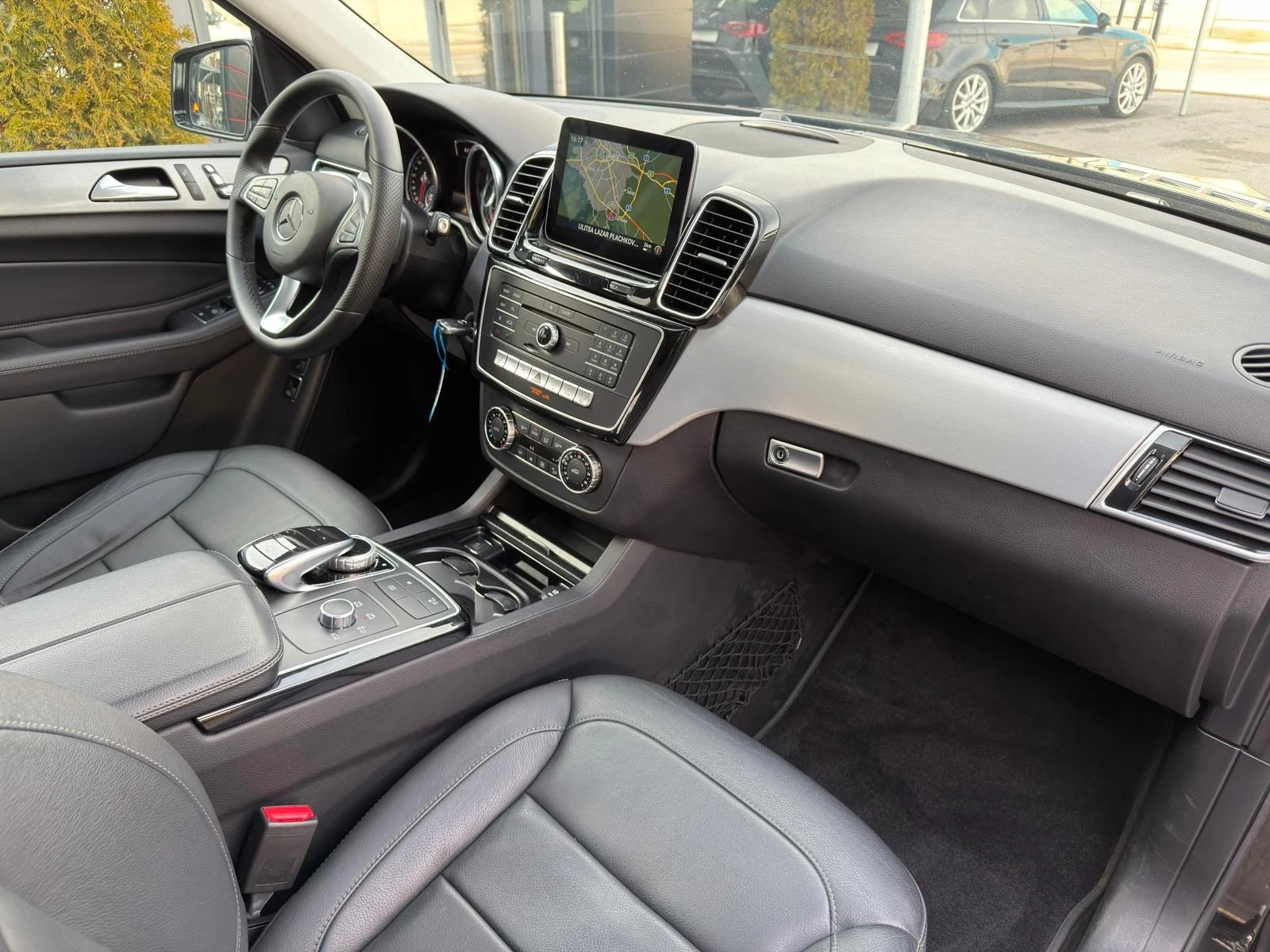 Mercedes-Benz GLE 250 4MATIC 9G Distronic 360 CarPlay Navi LaneAssist | Mobile.bg � ����������� 11