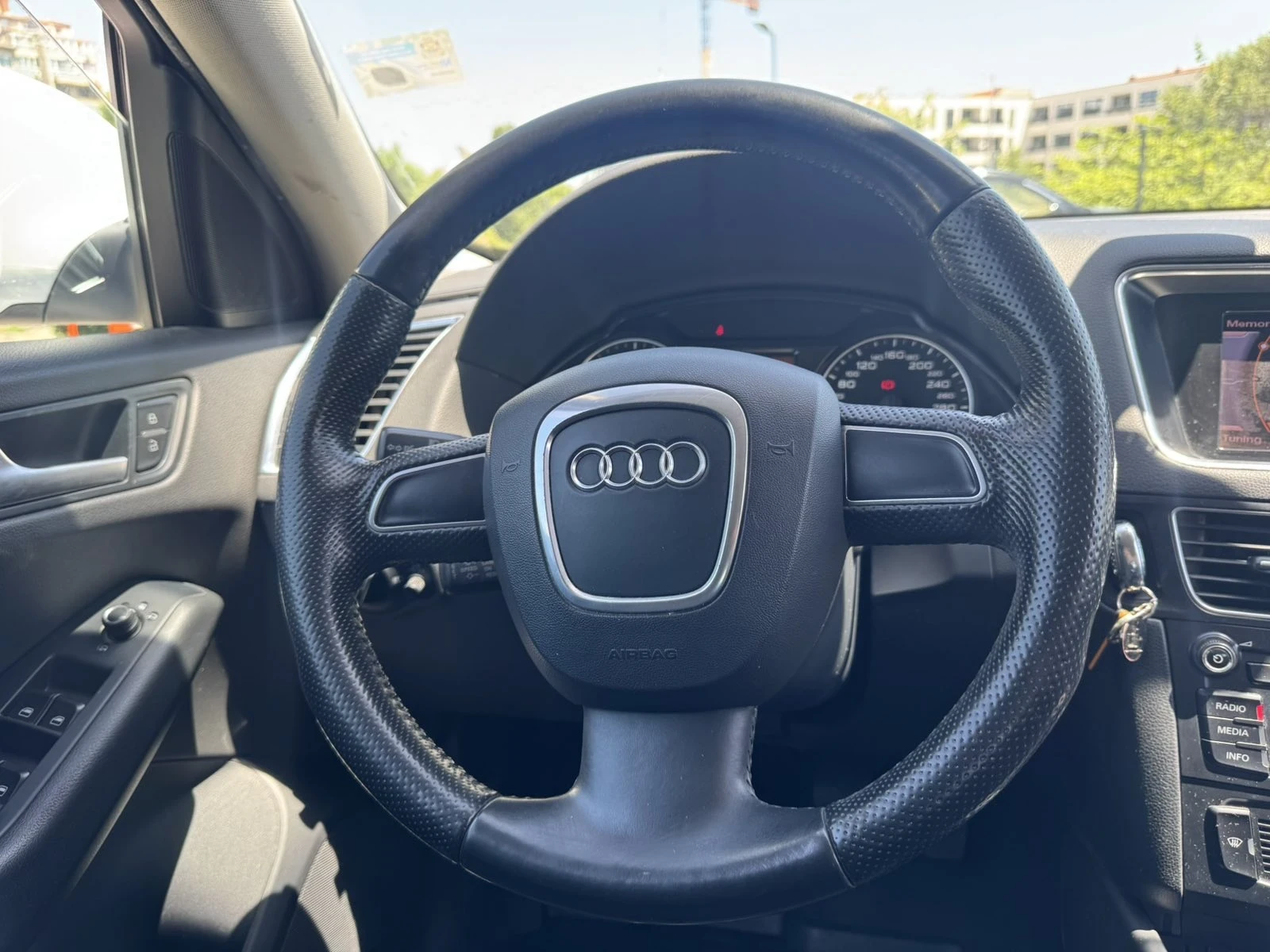 Audi Q5 2.0TDI QUATTRO , снимка 8 - Автомобили и джипове - 55155774