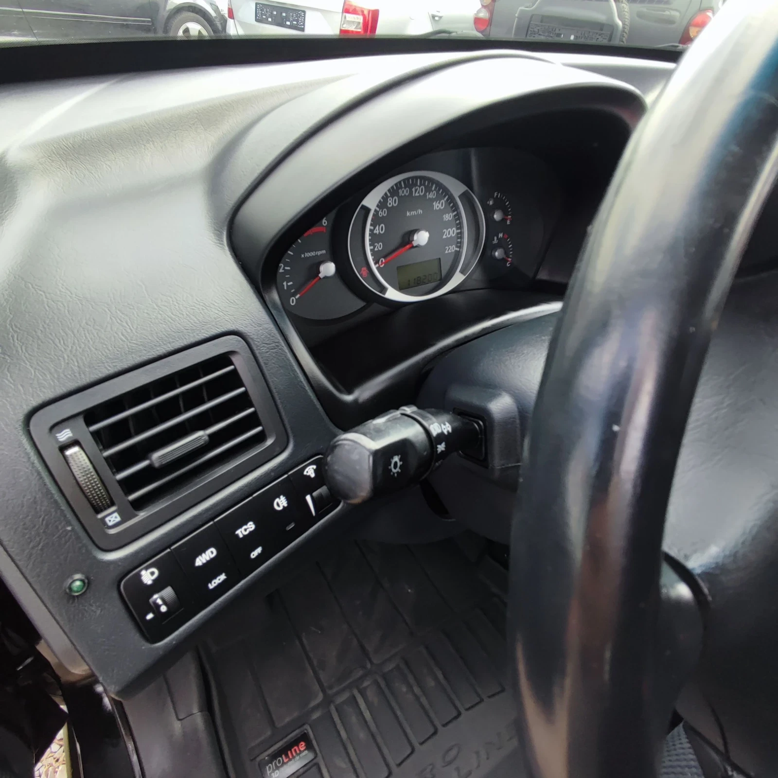 Hyundai Tucson 2.0* CRDI* 4Х4* 118 хкм* KLIMATRONIK* AVTOPILOT* , снимка 10 - Автомобили и джипове - 55340287