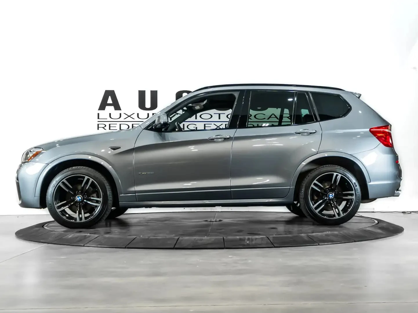 BMW X3 35i M SPORT ЦЕНА ДО БЪЛГАРИЯ АВТОКРЕДИТ, снимка 4 - Автомобили и джипове - 55886734