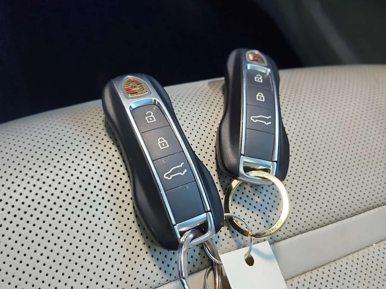 Porsche Cayenne * AWD * АВТОКРЕДИТ * ГЛАВНО ПРЕДСТАВИТЕЛСТВО, снимка 8 - Автомобили и джипове - 56293758