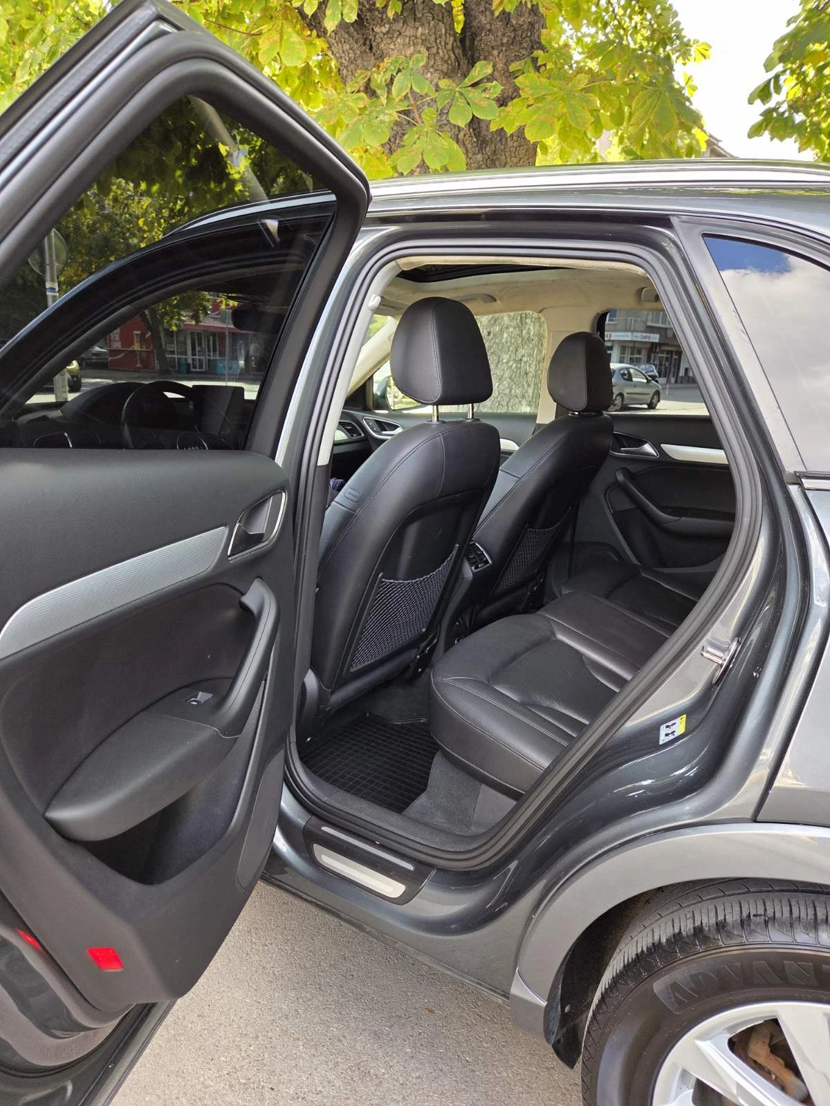 Audi Q3 TFSI, снимка 14 - Автомобили и джипове - 56324574