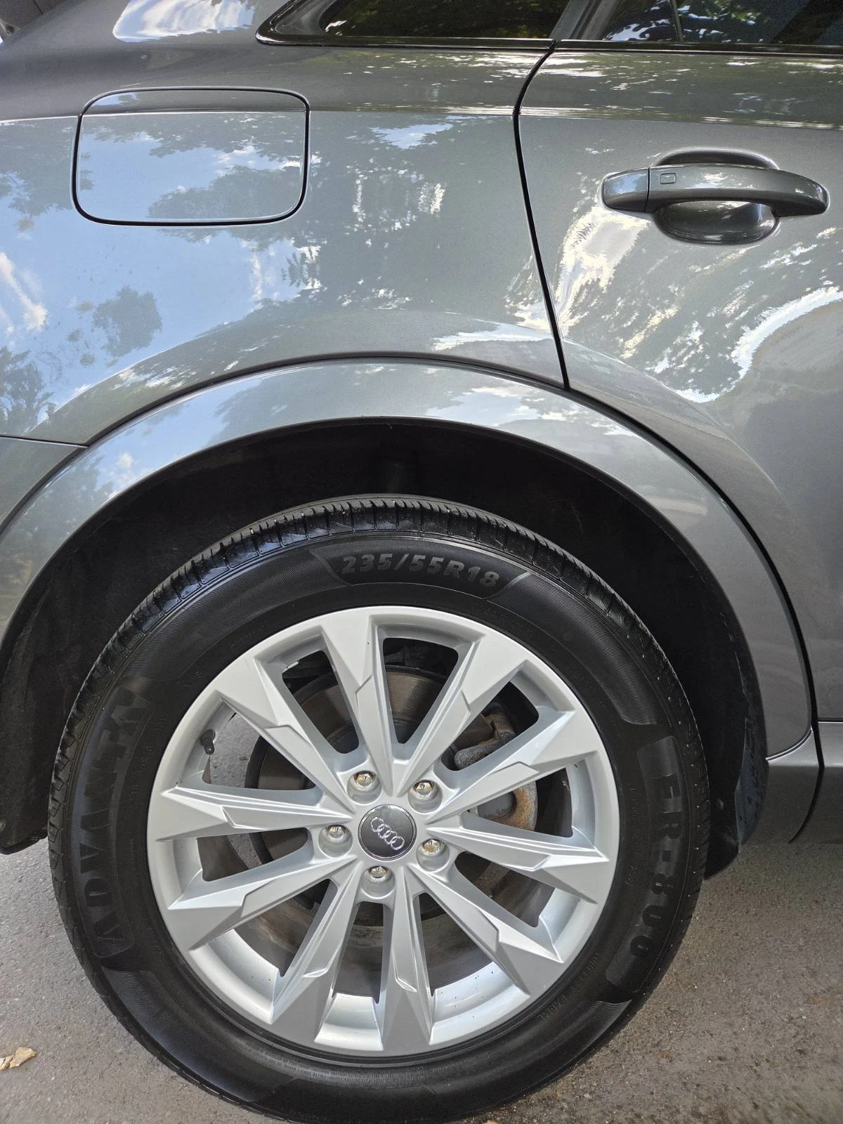 Audi Q3 TFSI, снимка 9 - Автомобили и джипове - 56324574