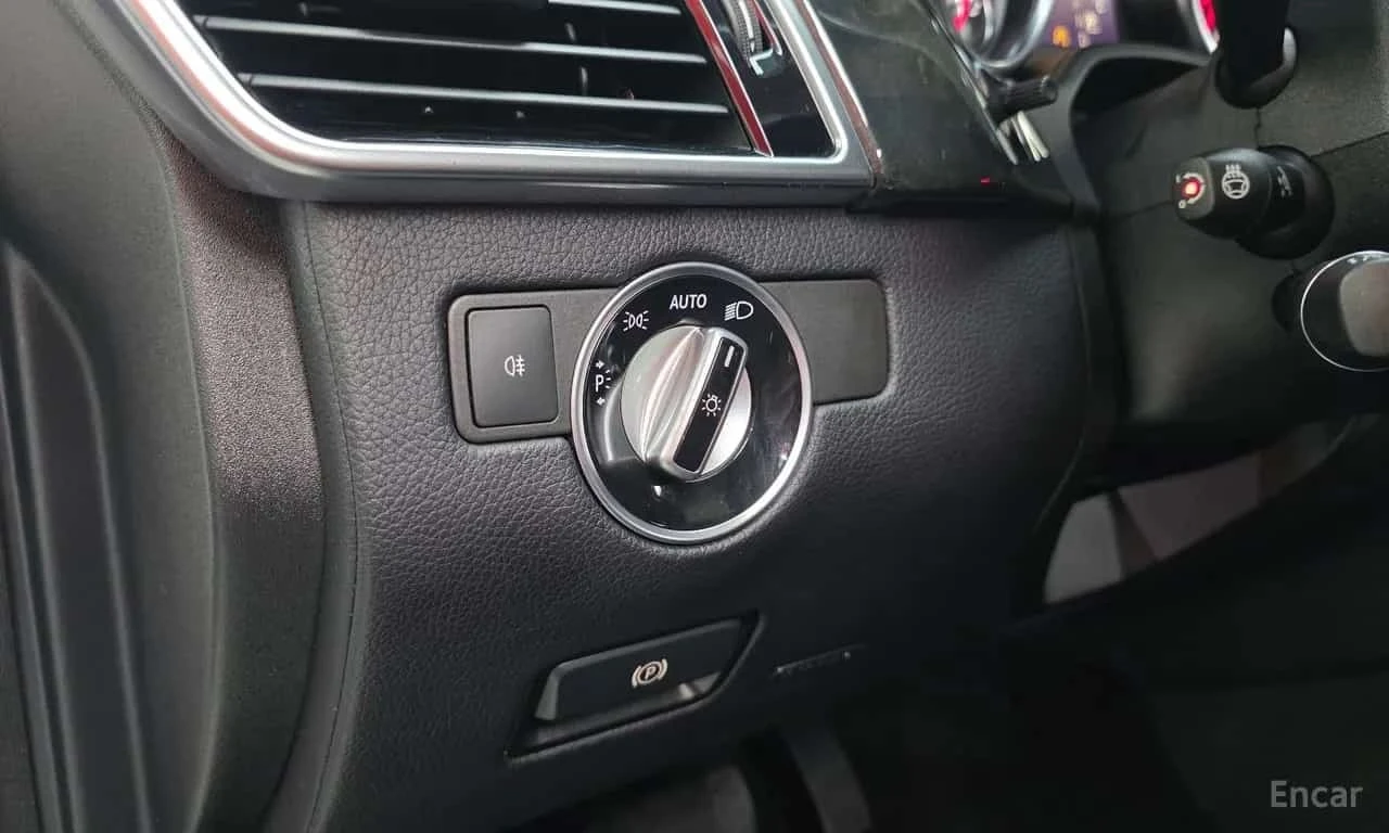 Mercedes-Benz GLS 350 d 4MATIC * AMG * 7 ������ * 360 ��� *  | Mobile.bg � ����������� 13