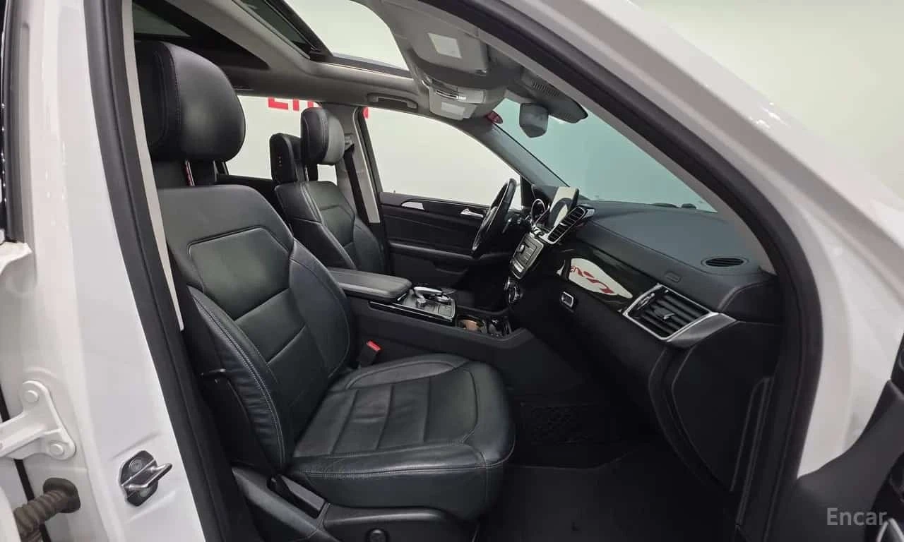 Mercedes-Benz GLS 350 d 4MATIC * AMG * 7 ������ * 360 ��� *  | Mobile.bg � ����������� 10