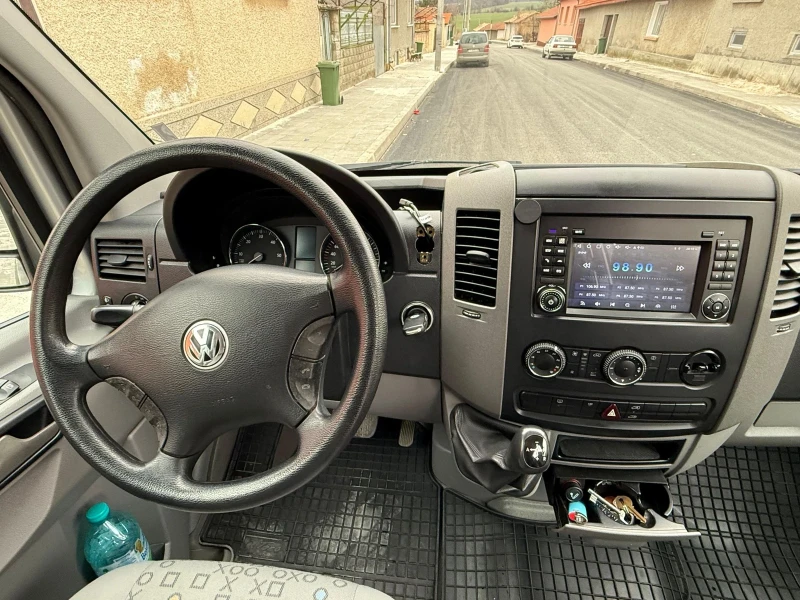 VW Crafter, снимка 5 - Бусове и автобуси - 49114912