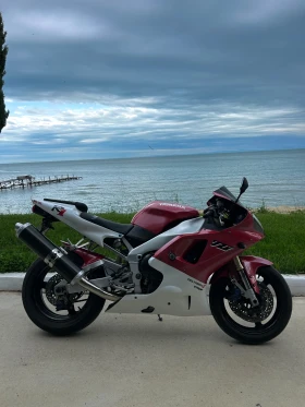 Yamaha YZF-R1, снимка 2