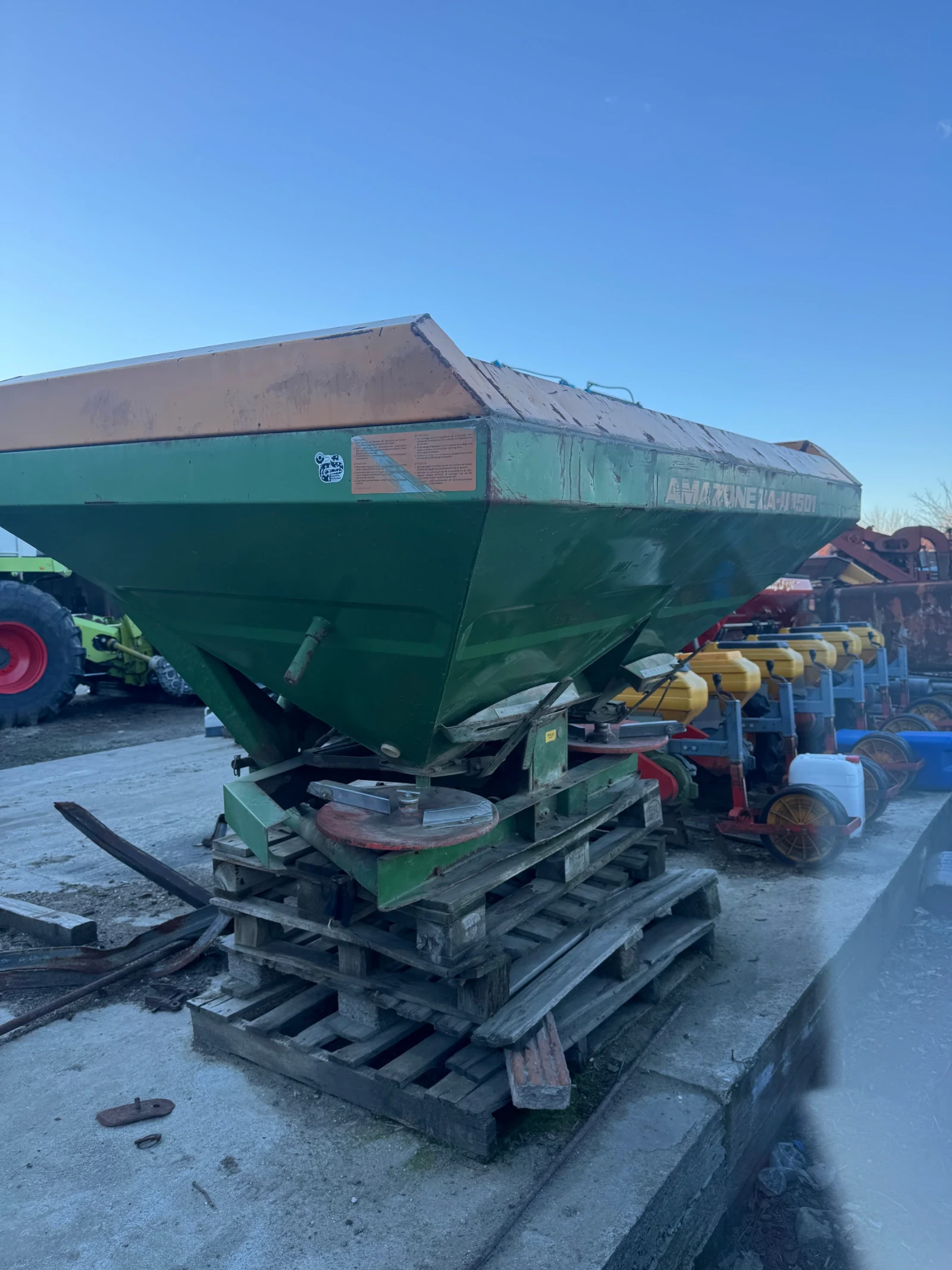 Торачка Amazone, снимка 3 - Селскостопанска техника - 54360962