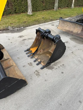 Багер JCB 8085, снимка 11