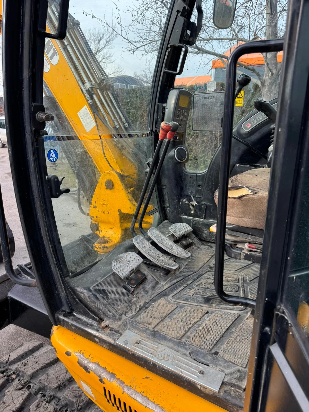 ����� JCB 8085 | Mobile.bg � ����������� 14