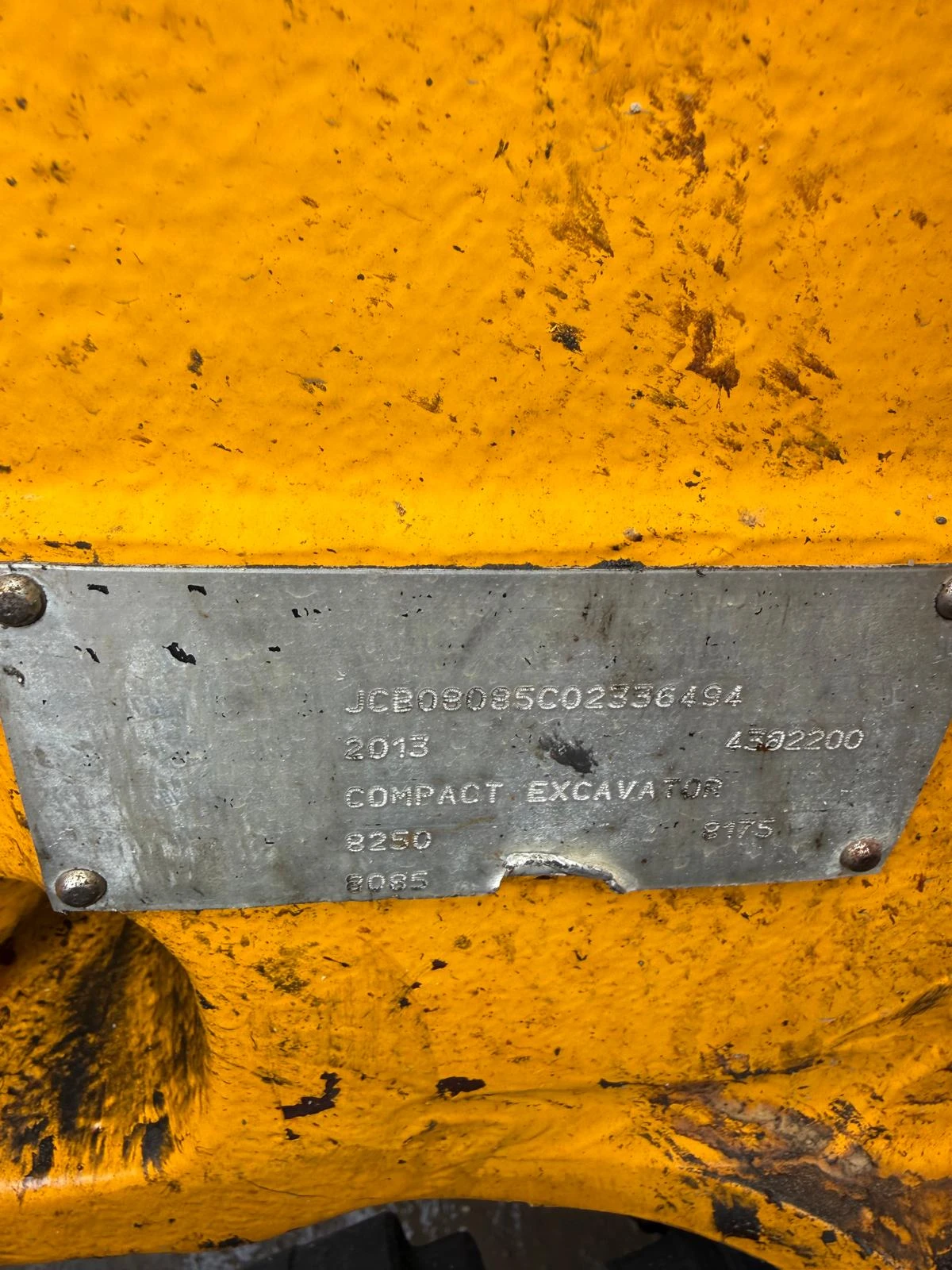 ����� JCB 8085 | Mobile.bg � ����������� 16