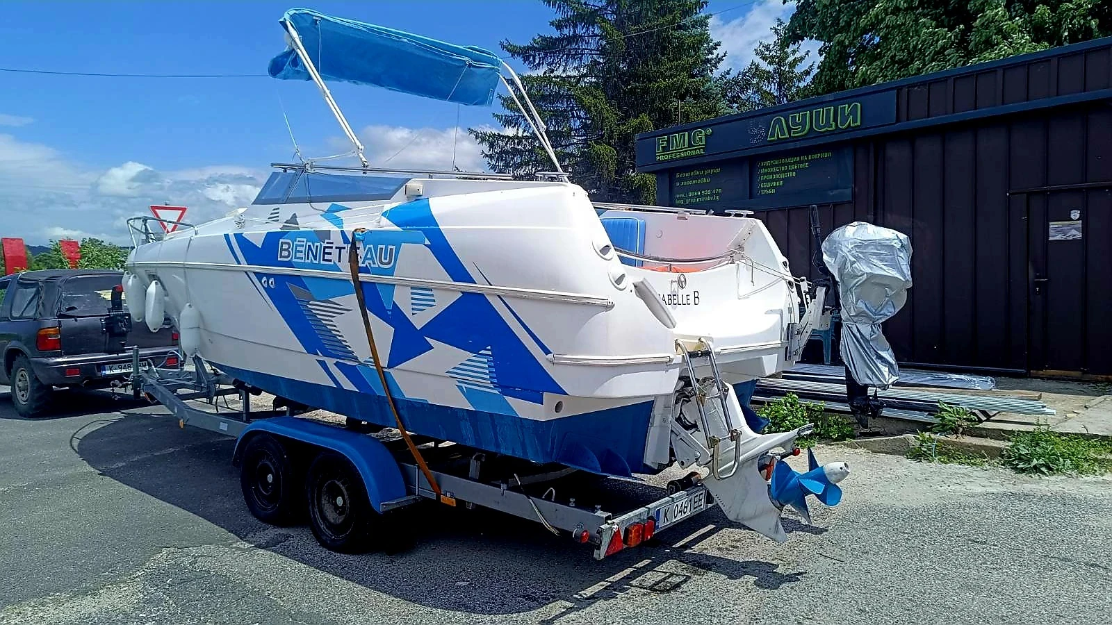 Моторна яхта Beneteau Grand Prix 6, снимка 2 - Воден транспорт - 54581348