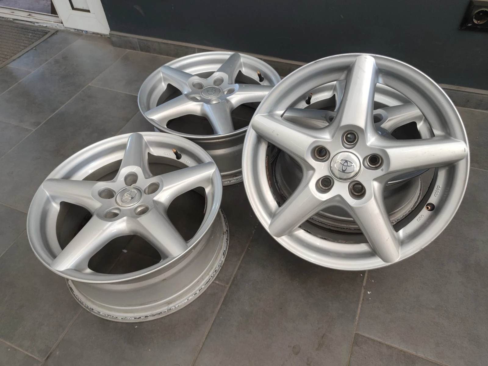 Джанти за Toyota, снимка 2 - Гуми и джанти - 56687926