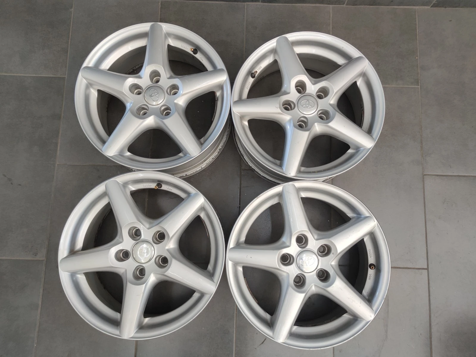 Джанти за Toyota, снимка 3 - Гуми и джанти - 56687926