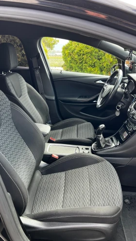 Opel Astra  k Sports Tourer, снимка 10