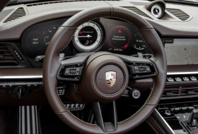 Porsche 911 Turbo S Cabriolet = Ceramic Brakes = Гаранция - 515420 лв. - 20073344 11