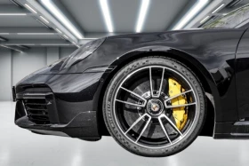 Porsche 911 Turbo S Cabriolet = Ceramic Brakes = Гаранция - 515420 лв. - 20073344 5