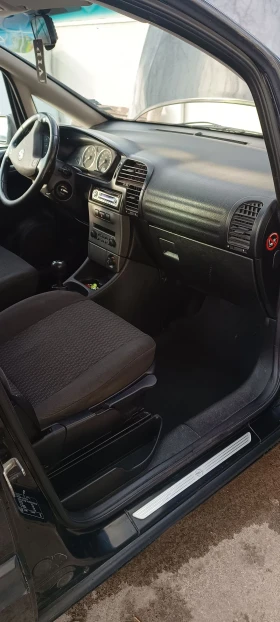Opel Zafira, снимка 8