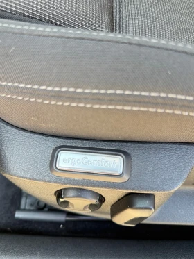 VW Passat - 10700 € / 20927.38 лв. - 93817801 11
