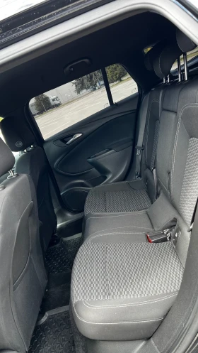 Opel Astra  k Sports Tourer - 9000 € / 17602.47 лв. - 84565588 9