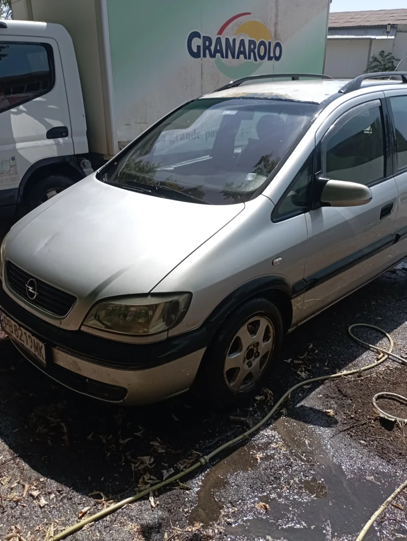 Opel Zafira, снимка 12 - Автомобили и джипове - 47003716